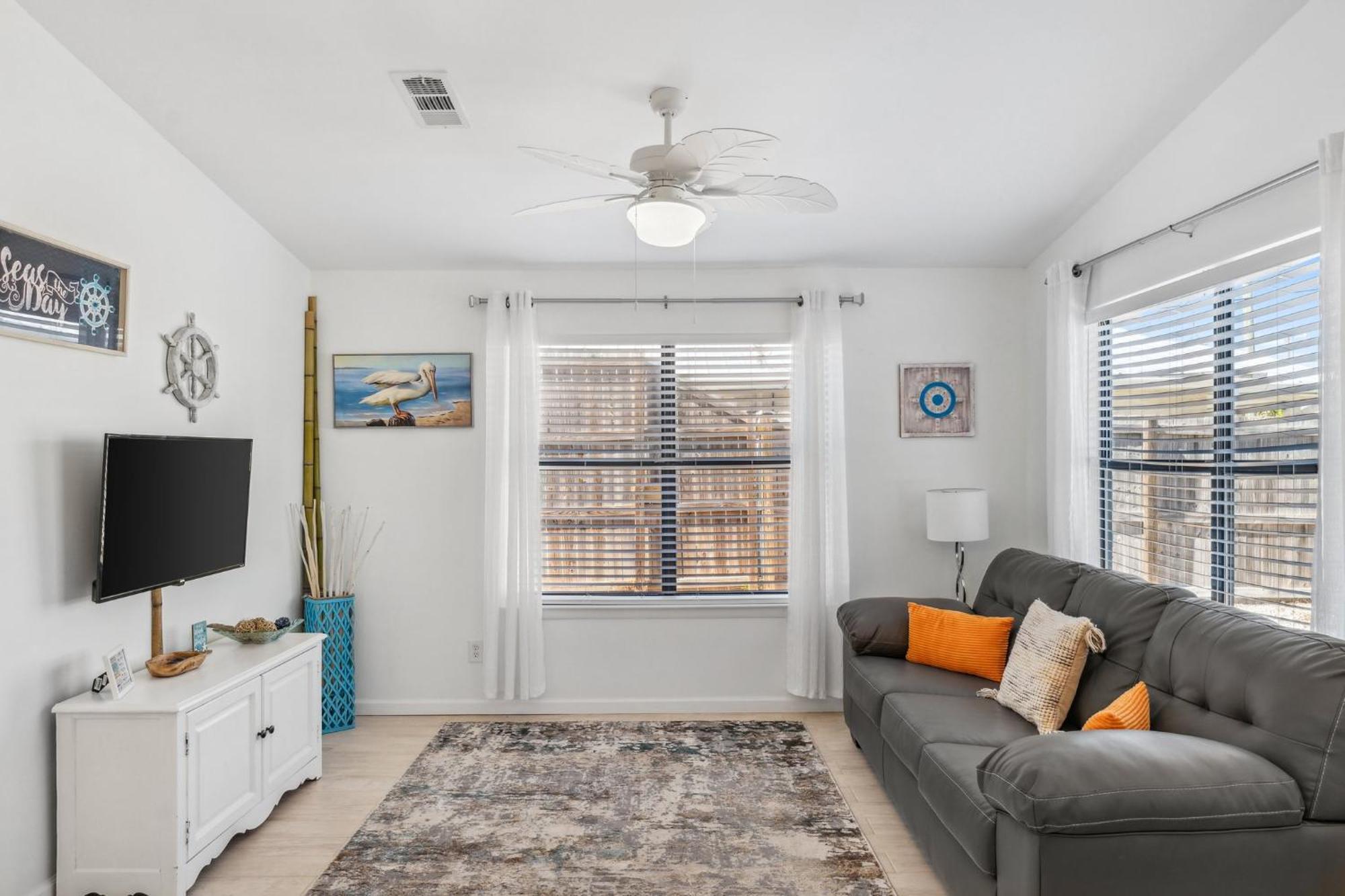 Holiday home Sunkist By Nautical *