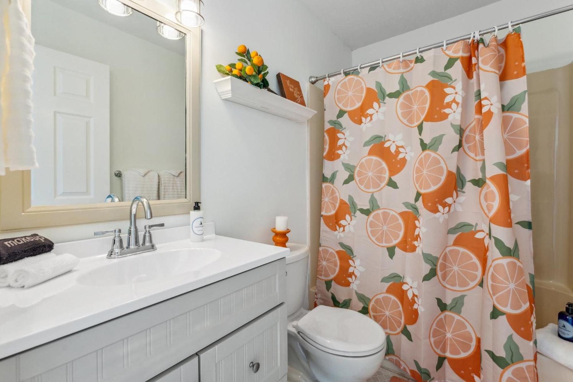 Sunkist By Nautical Holiday home